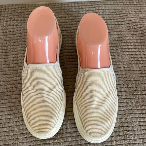 Keds Slip On Shoes size 7.0 - Picture 7 of 14